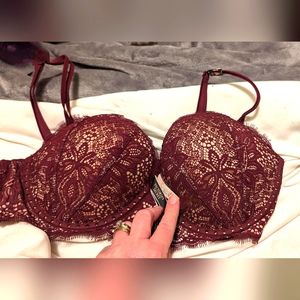 Victoria Secret 36D NWT
